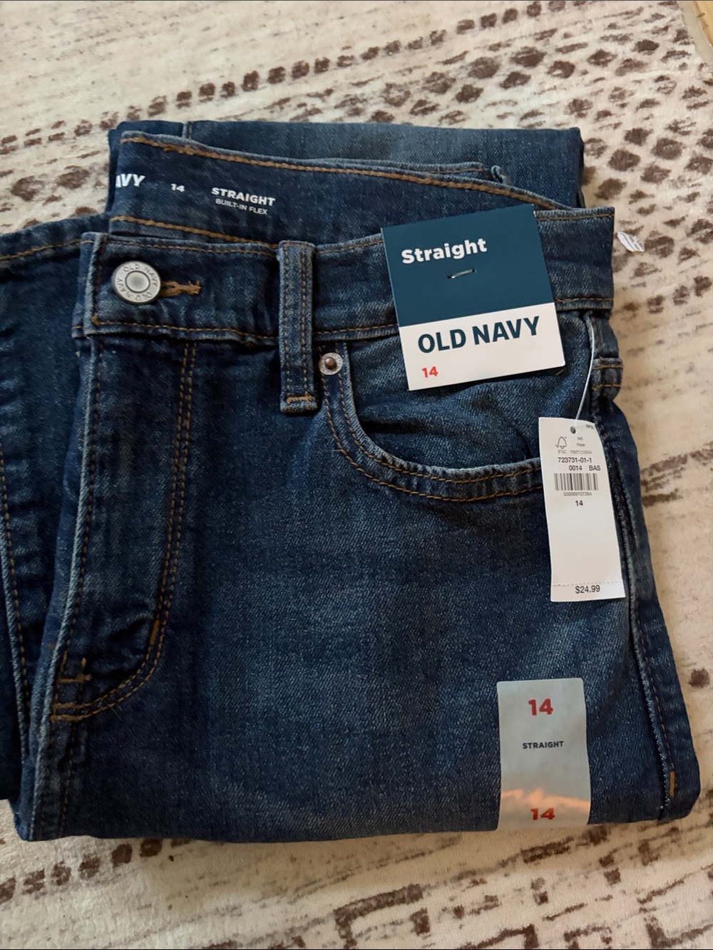 Old Navy Straight Jeans Size 14 in Deep Indigo Wash